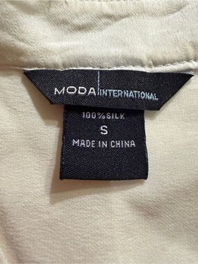 MODA International Button- Down Cream Silk Tunic Blouse
